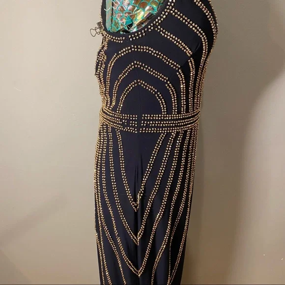 Stunning Art Deco Formal Gown - Picture 8 of 9